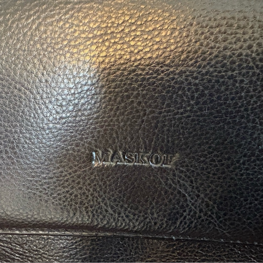 Gorgeous Black Leather Crossbody Bag, Vintage - Picture 2 of 13